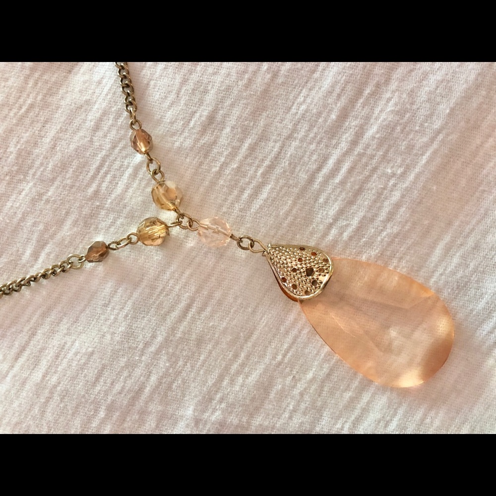 Teardrop necklace